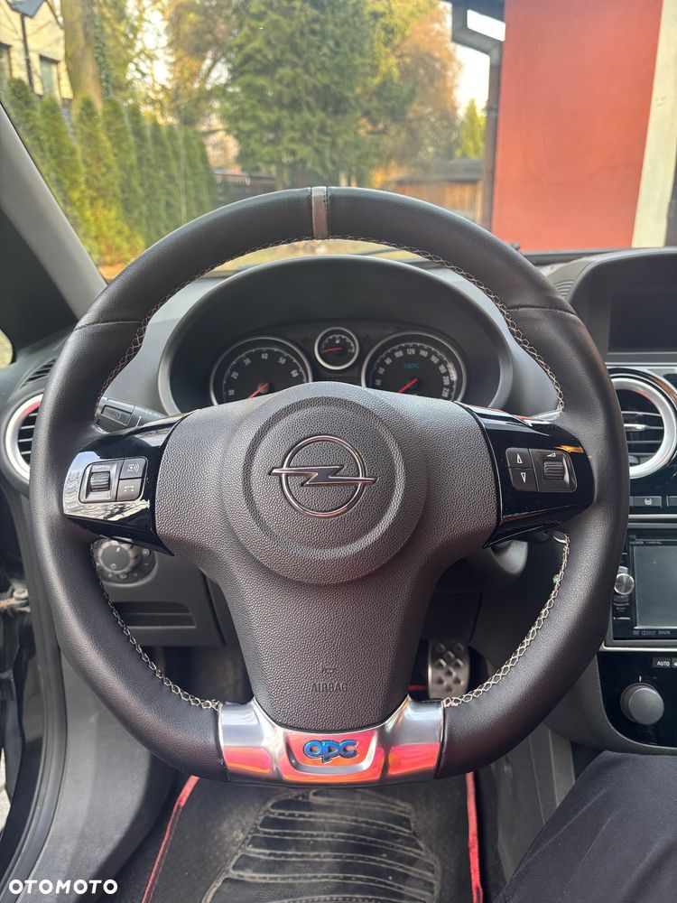 Opel Corsa 1.6 Turbo OPC - 14