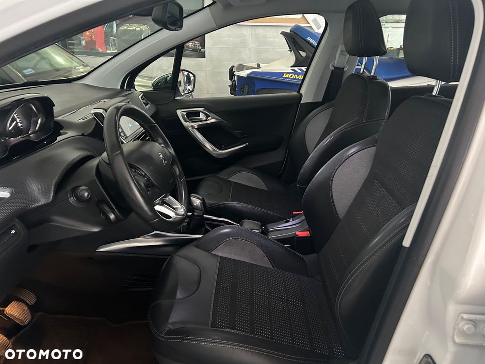 Peugeot 2008 PureTech 82 Access - 14