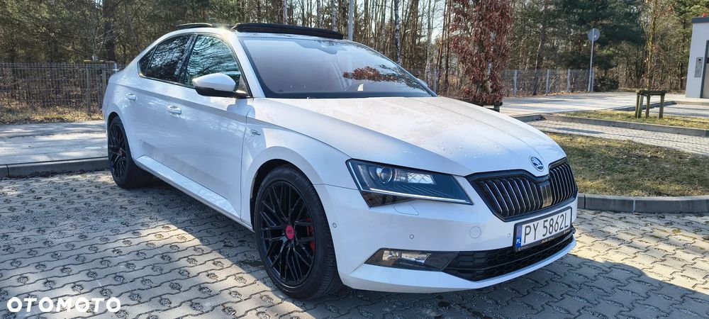 Skoda Superb 2.0 TDI L&K DSG - 2
