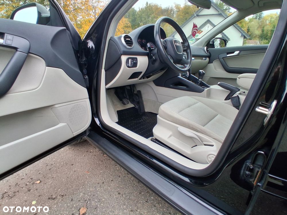Audi A3 Sportback - 19