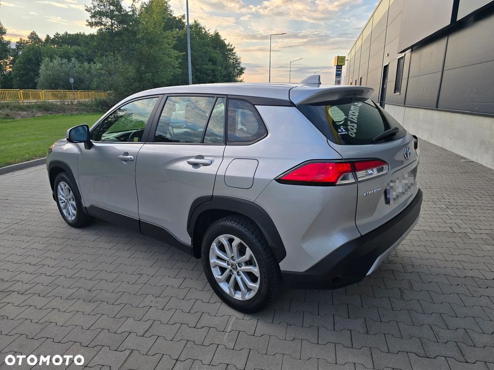 Toyota Corolla Cross 2.0 Hybrid Comfort - 12