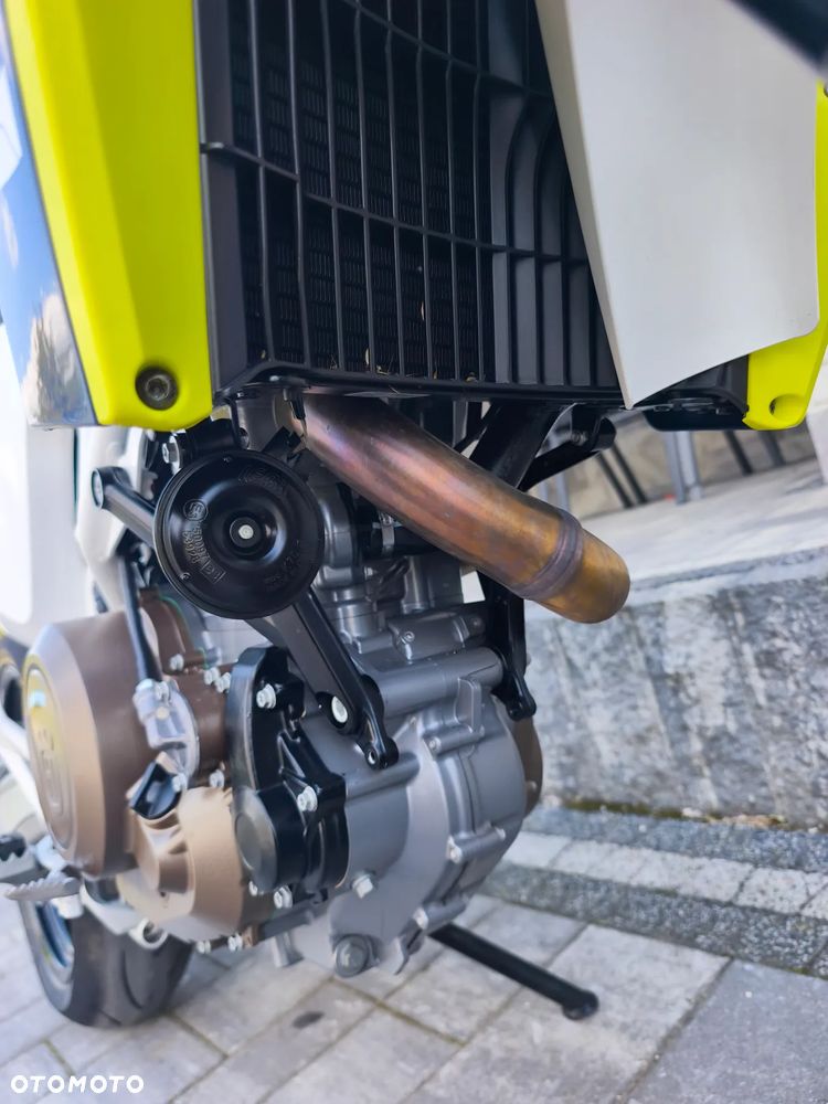 Husqvarna 701 - 16