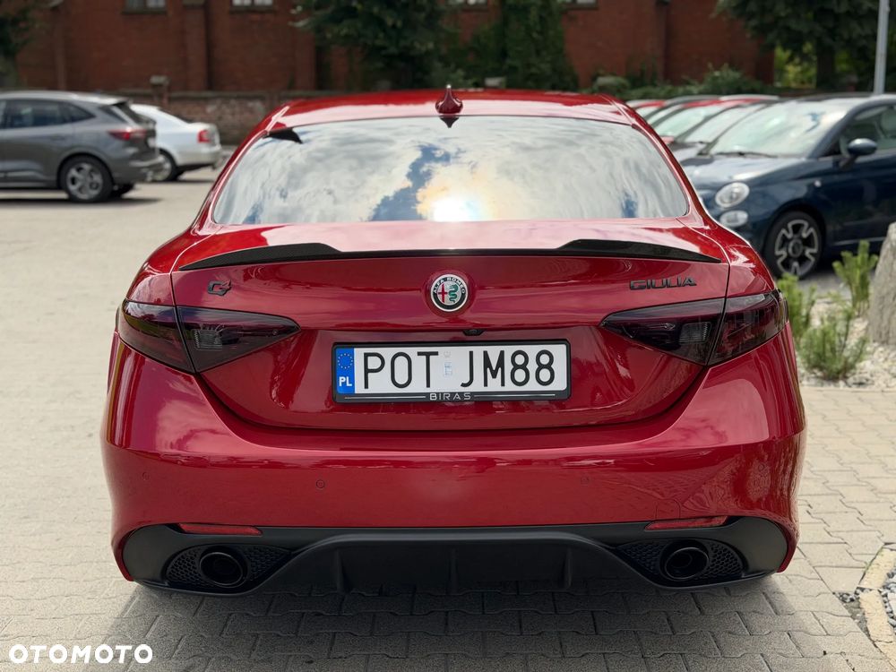 Alfa Romeo Giulia 2.2 AT8-Q4 Veloce - 6