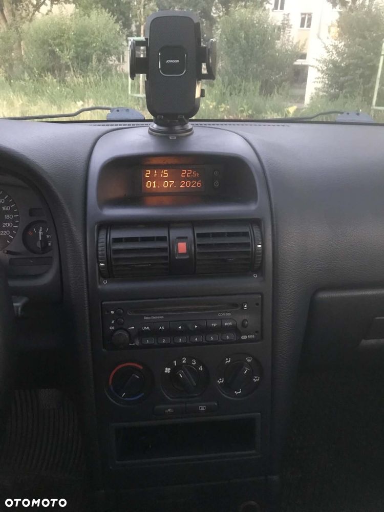 Opel Astra 1.7 TD - 17