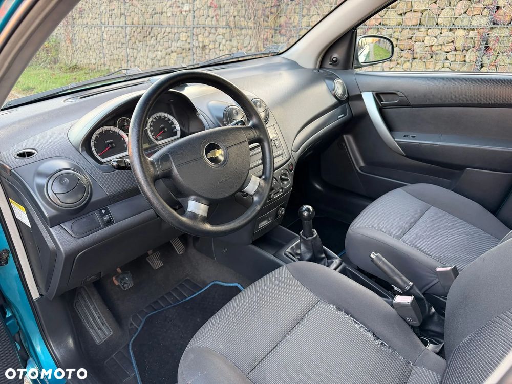 Chevrolet Aveo 1.2 16V Base - 4