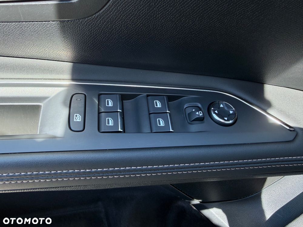 Peugeot 5008 1.5 BlueHDi GT S&S EAT8 - 21