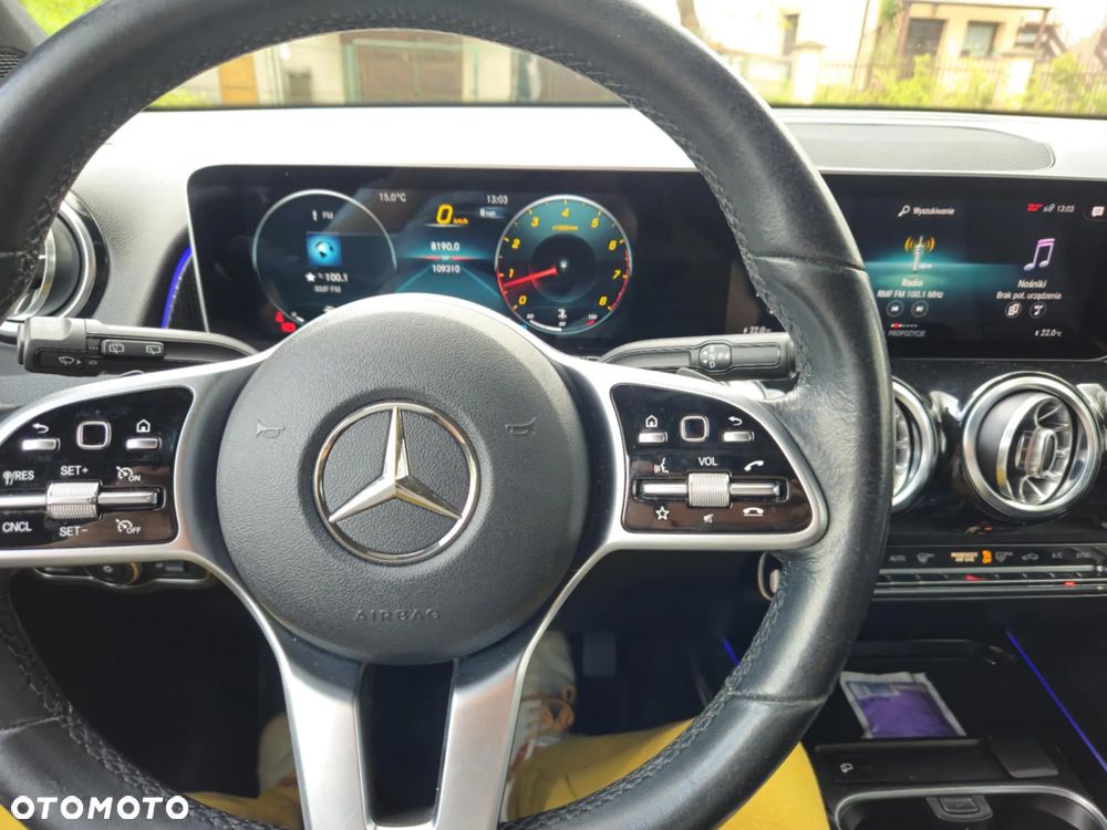 Mercedes-Benz GLB - 10