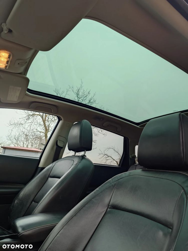 Nissan Qashqai+2 2.0 dCi DPF 4x4 tekna - 14