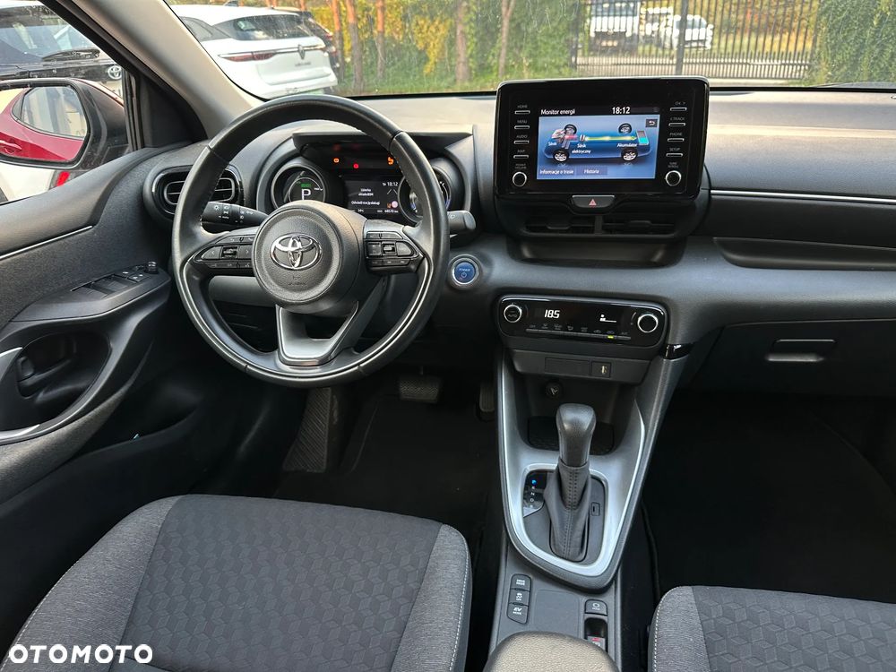 Toyota Yaris Hybrid 1.5 Selection Style - 6