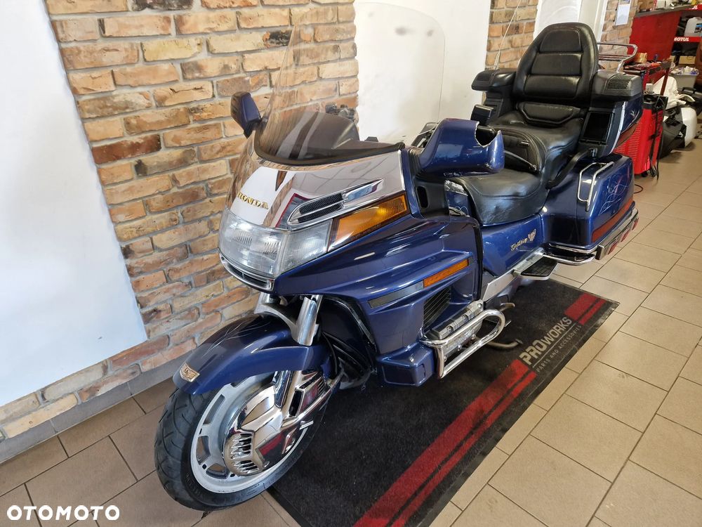 Honda GL - 5