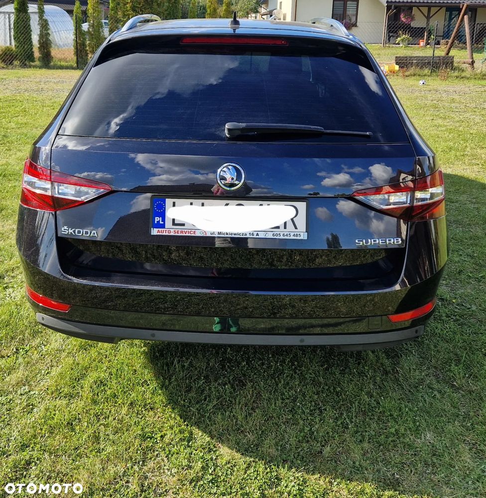Skoda Superb 2.0 TDI Ambition - 3