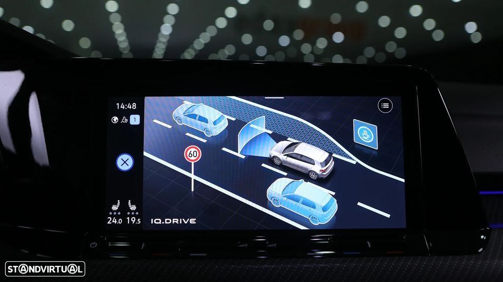 VW Golf 2.0 TSI R DSG - 23