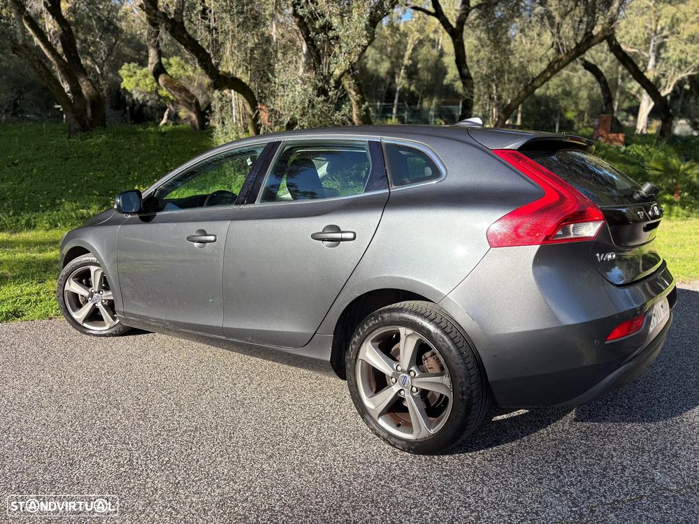 Volvo V40 - 3