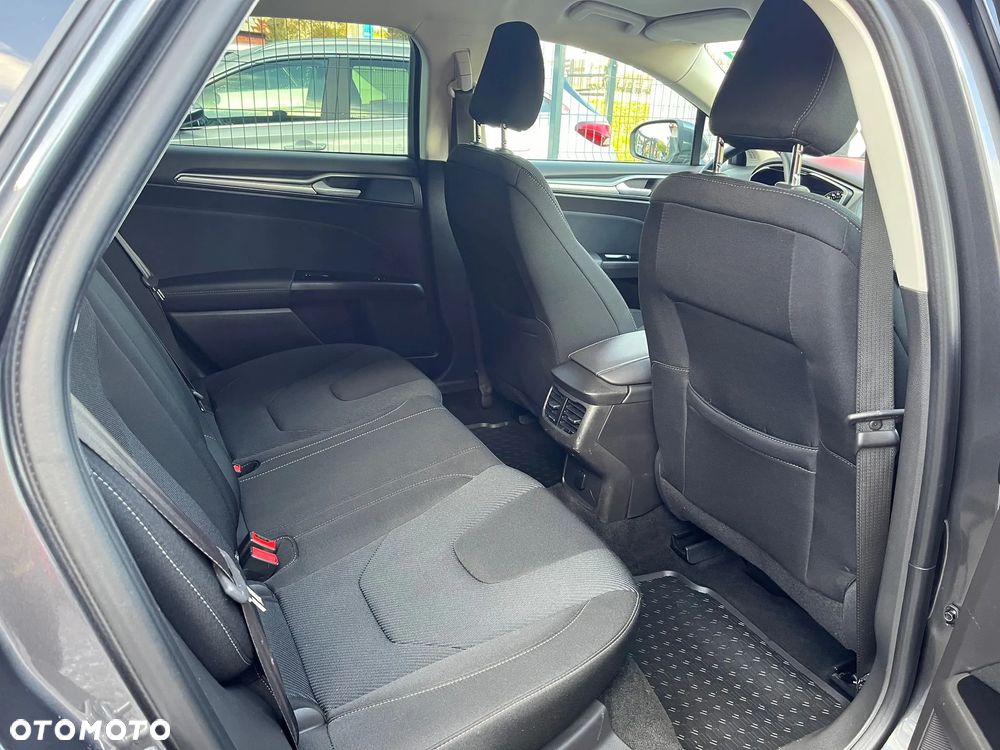 Ford Mondeo SW 1.5 TDCi ECOnetic Titanium - 31