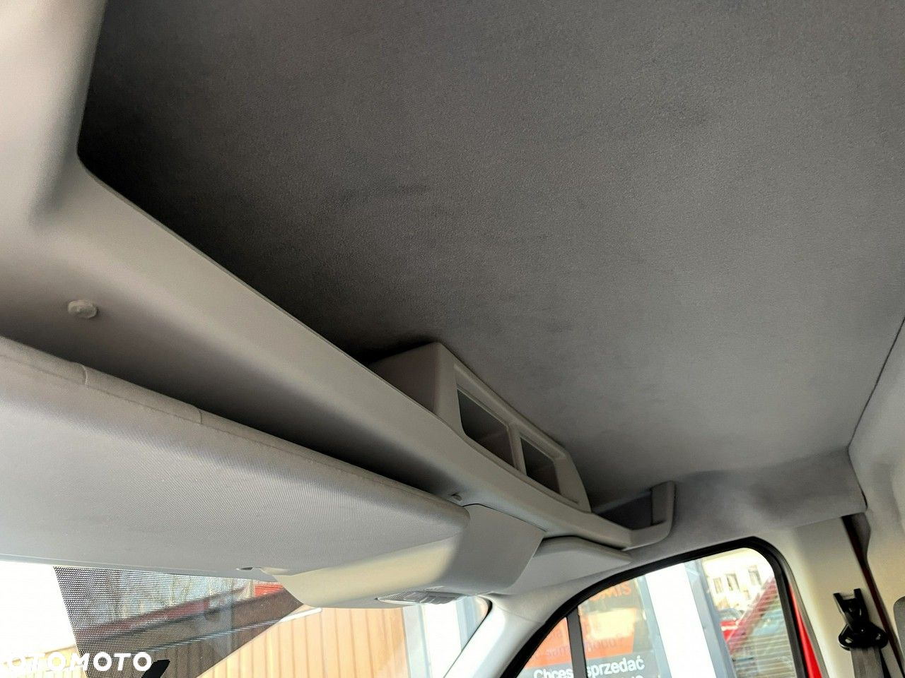Ford Transit - 25