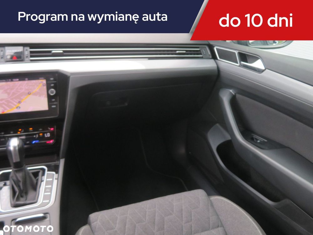 Volkswagen Passat Variant - 10