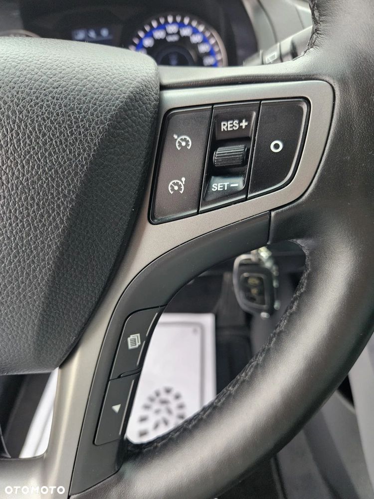 Hyundai i40 Kombi blue 1.6 Trend - 25