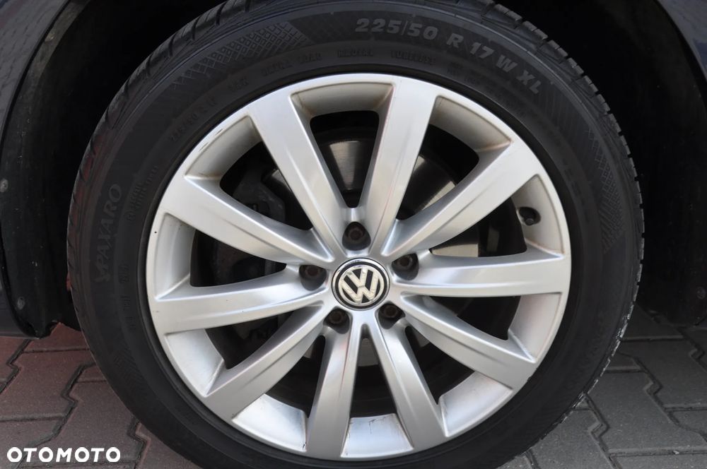 Volkswagen Sharan 2.0 TDI Blue Motion Highline - 21