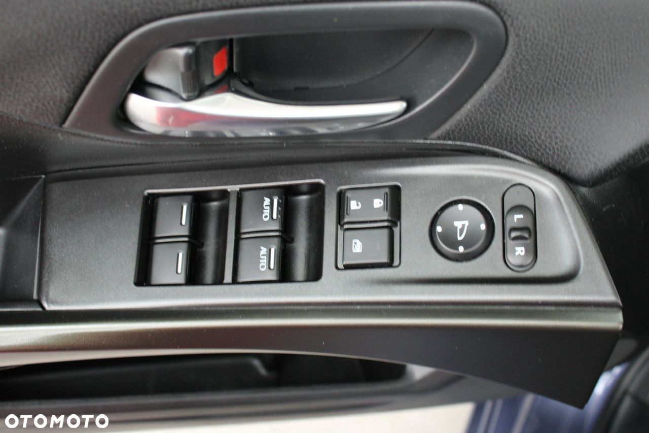 Honda Civic 1.8 i-VTEC Comfort - 25