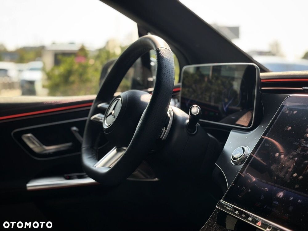 Mercedes-Benz EQE - 16