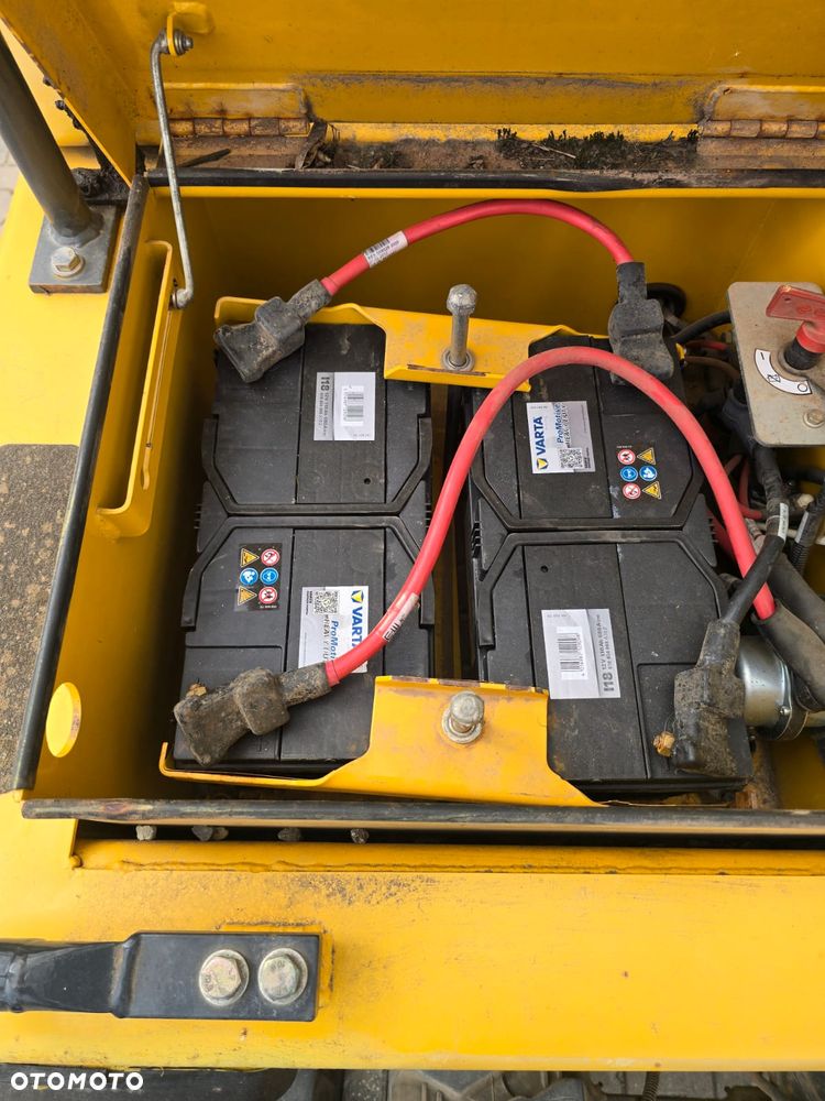 Komatsu PW 160 - 11
