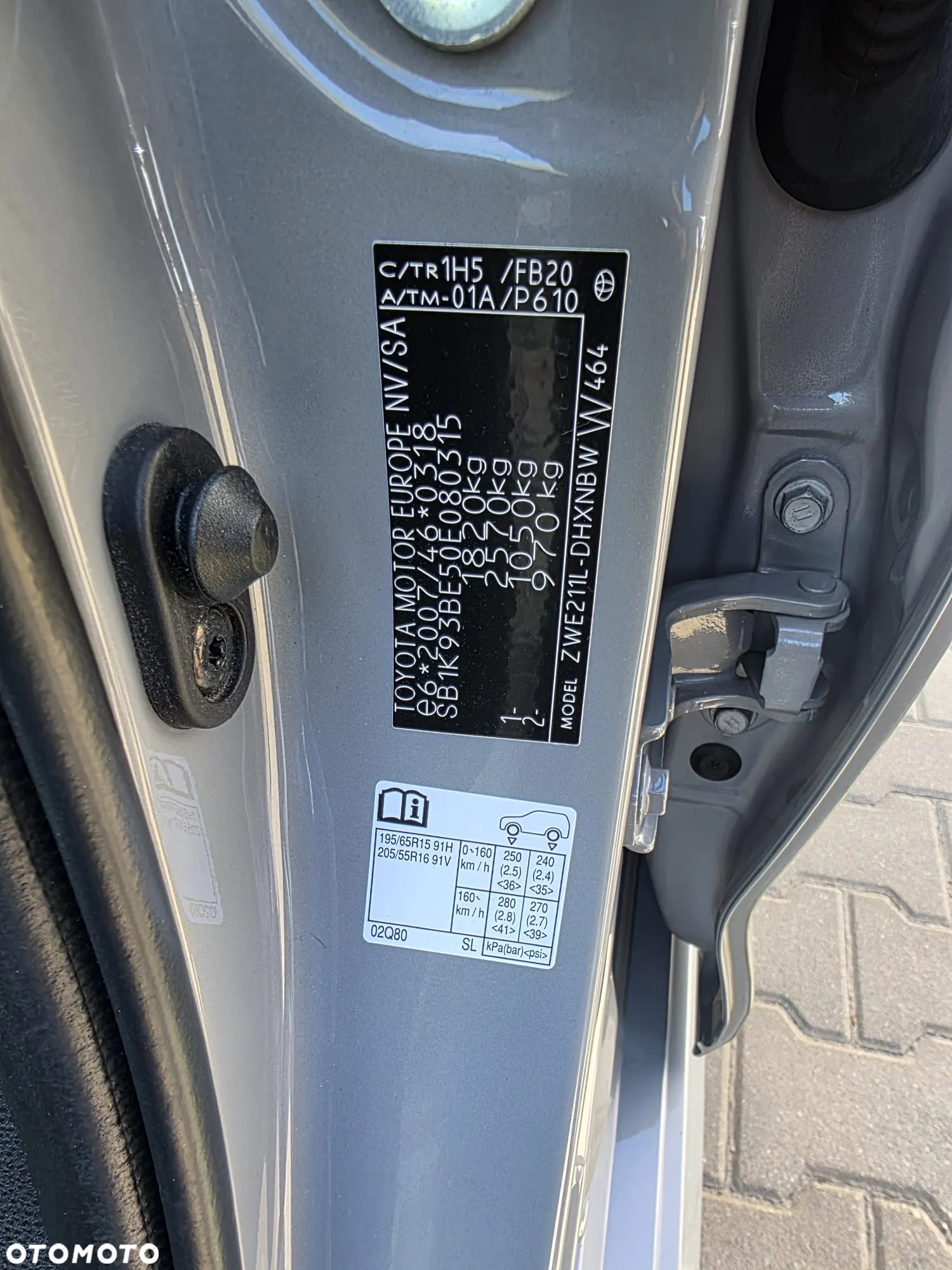 Toyota Corolla 1.8 Hybrid Comfort - 21