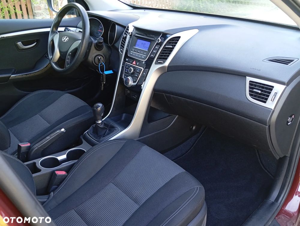 Hyundai i30 1.4 Comfort - 10
