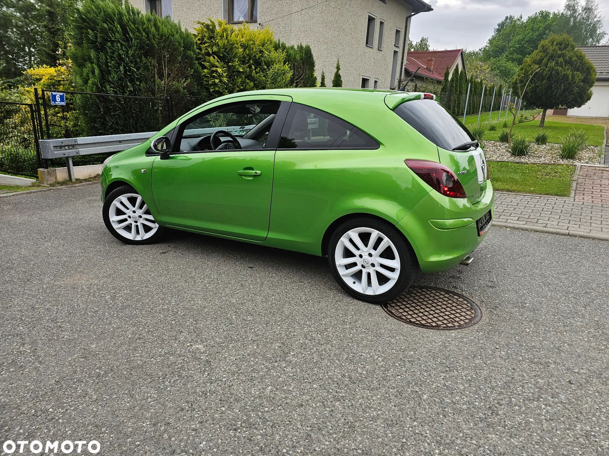 Opel Corsa 1.4 16V Color Edition - 29
