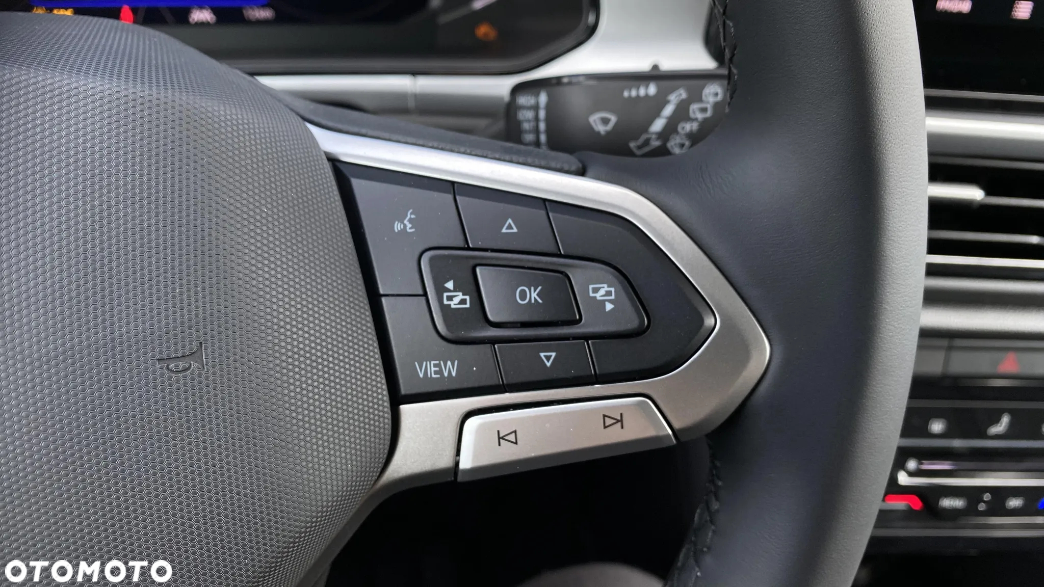 Volkswagen T-Roc 1.5 TSI Life Plus - 12