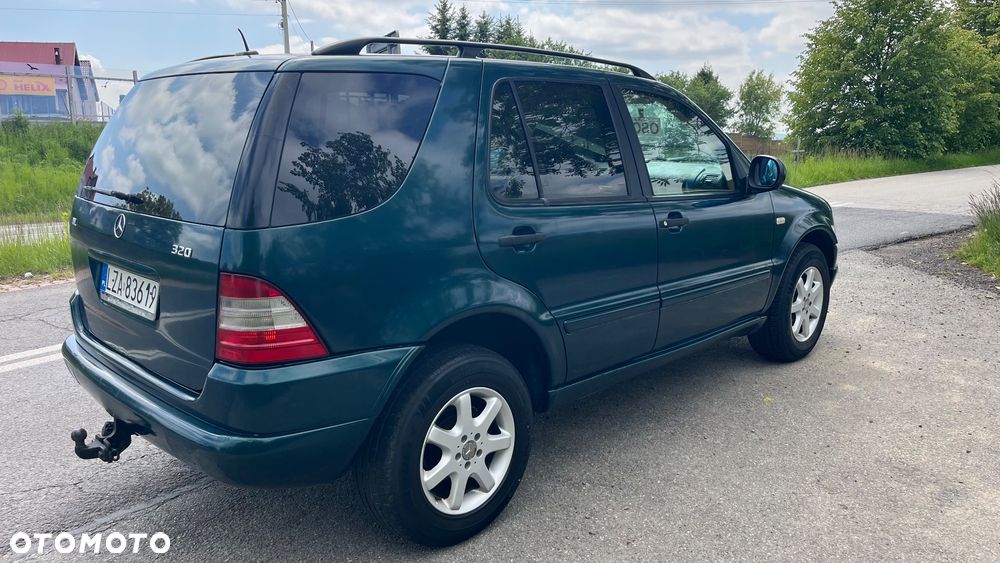 Mercedes-Benz ML 320 - 14