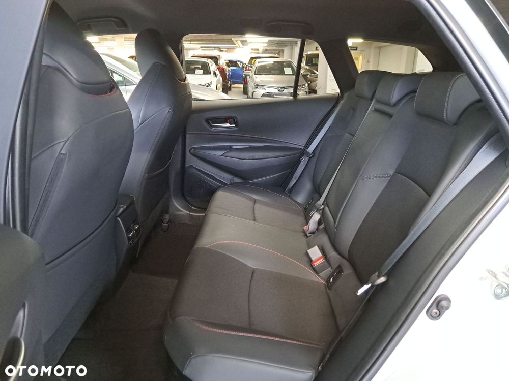 Toyota Corolla 2.0 Hybrid GR Sport - 13