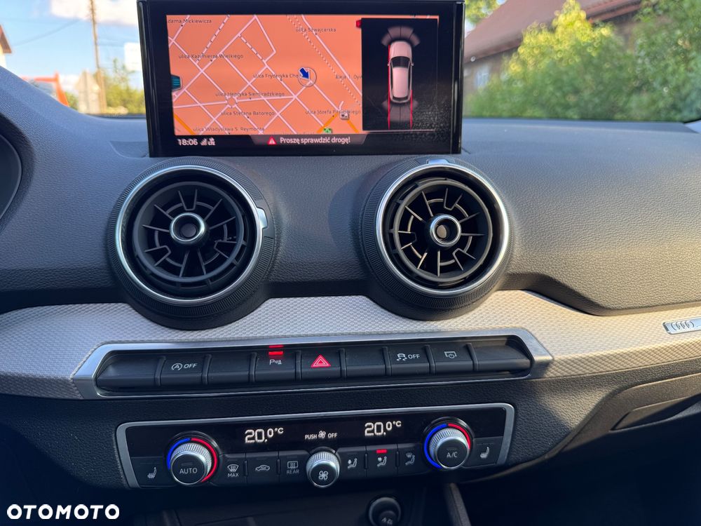 Audi Q2 30 TDI S tronic sport - 34