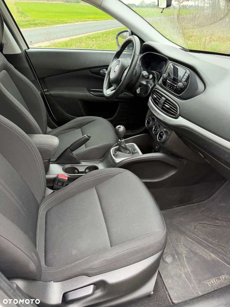 Fiat Tipo 1.4 T-Jet 16v Pop EU6d - 9