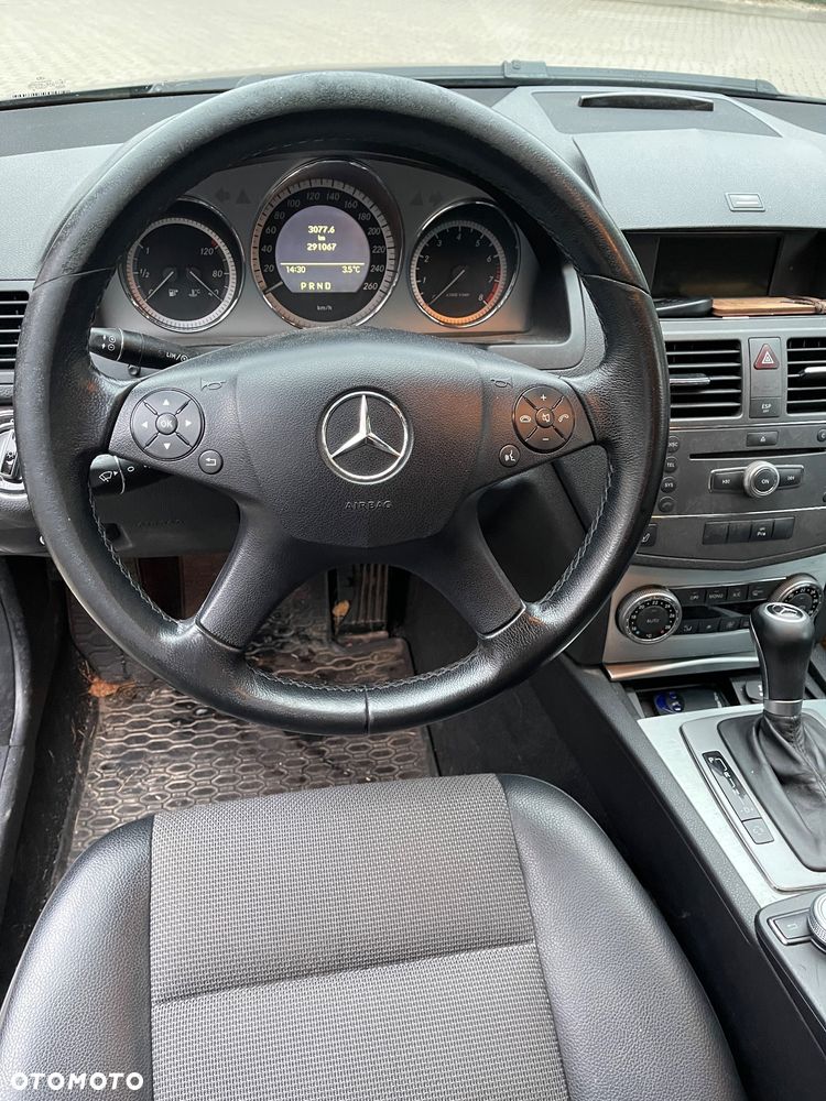 Mercedes-Benz Klasa C 200 (BlueEFFICIENCY) 7G-TRONIC Avantgarde - 13