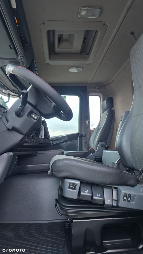 Scania G360 6x2 13litrowy 6cyl ful air 3.9 rozstaw idealna rama do zabudowy pod beczkę asenizacyjną, mleko, wywrotka - 26
