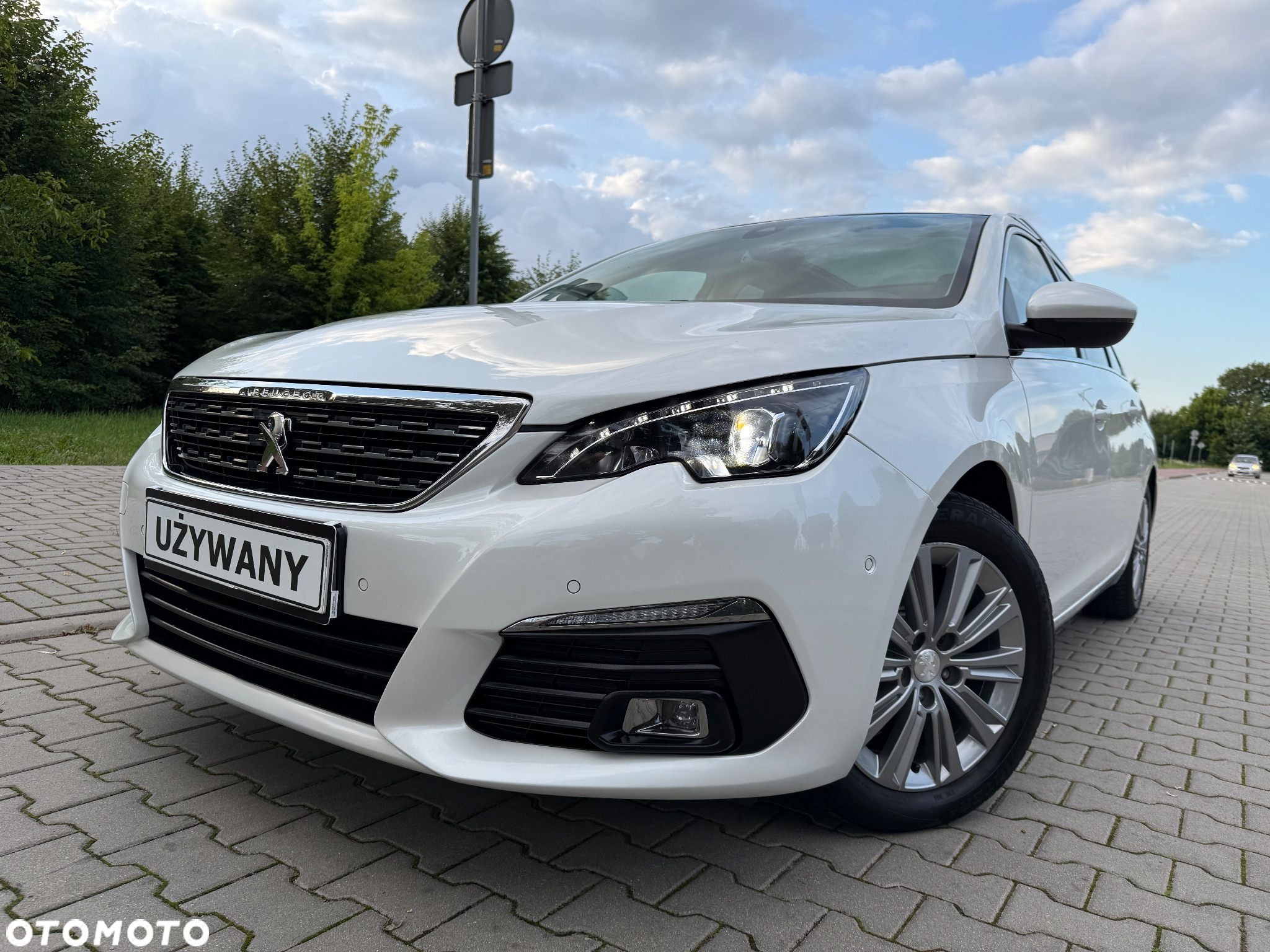 Peugeot 308 SW BlueHDi 120 EAT6 Stop & Start Allure - 39