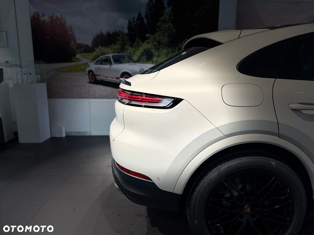 Porsche Cayenne - 12