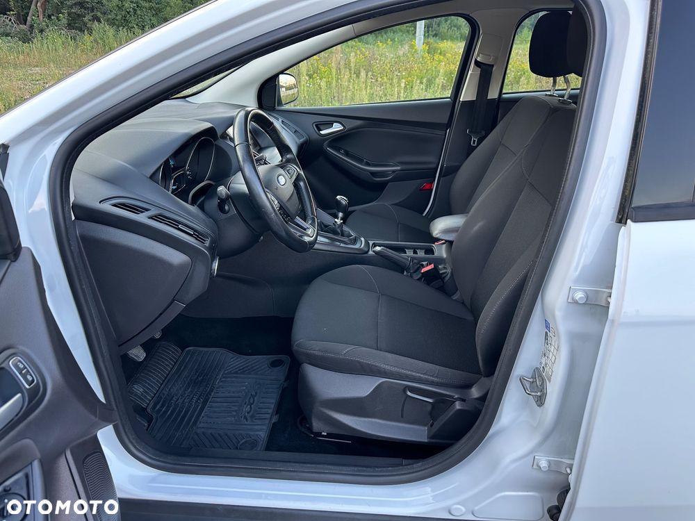 Ford Focus 1.5 TDCi ECOnetic 88g Start-Stopp-System Business - 13