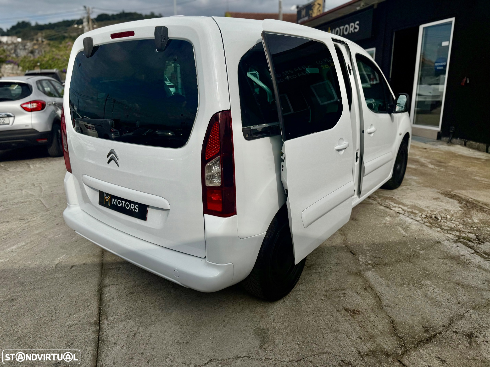 Citroën Berlingo 1.6 BlueHDi XTR - 40