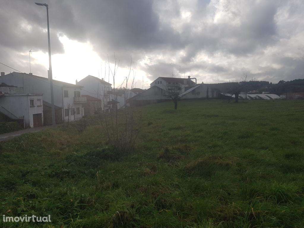 Vende-se terreno no Centro do Sabugal - Grande imagem: 5/7
