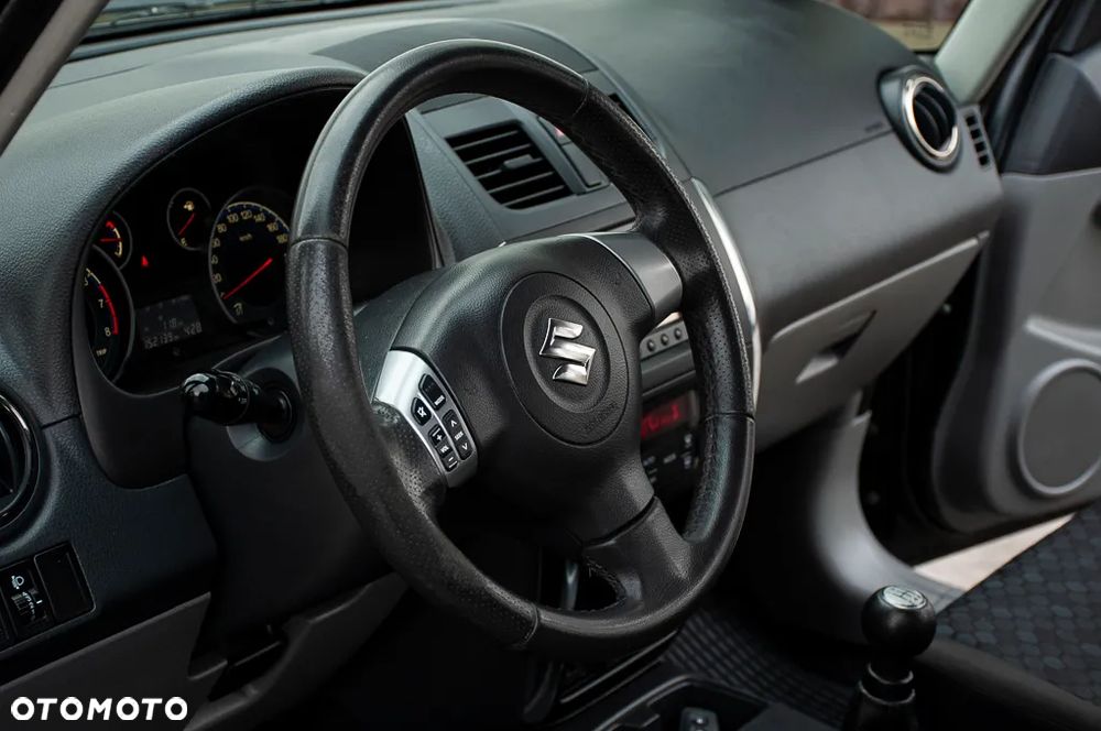 Suzuki SX4 - 21