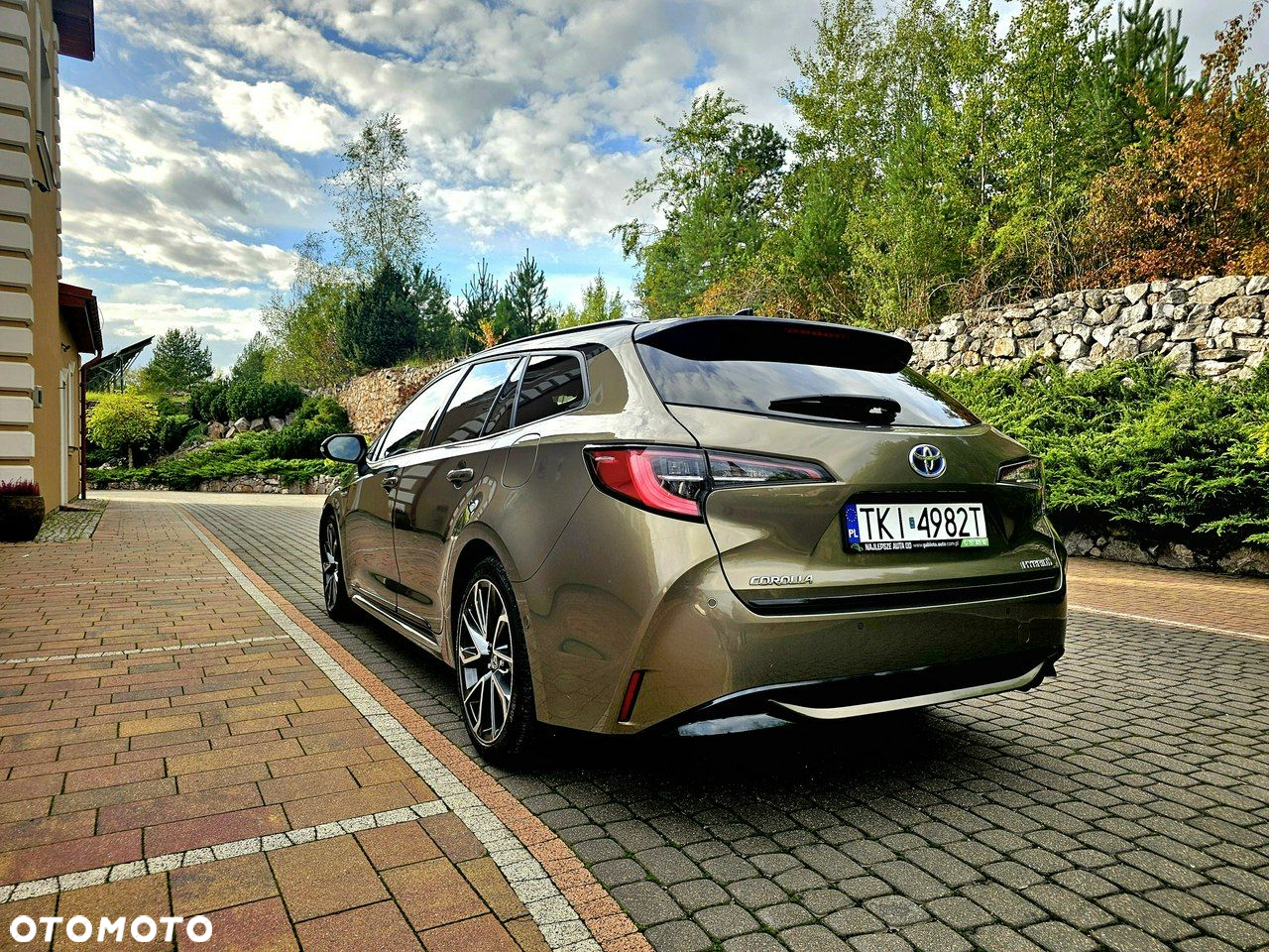 Toyota Corolla - 6