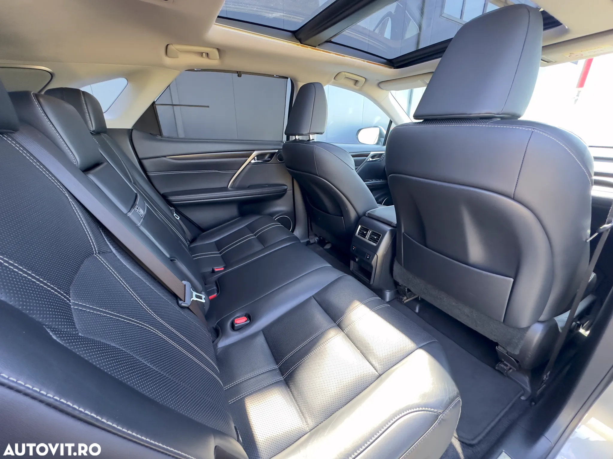 Lexus Seria RX 450h AWD Luxury - 25