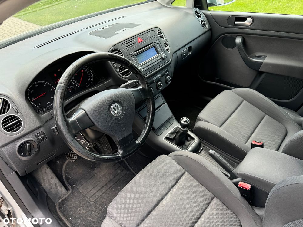 Volkswagen Golf 2.0 TDI Comfortline - 12