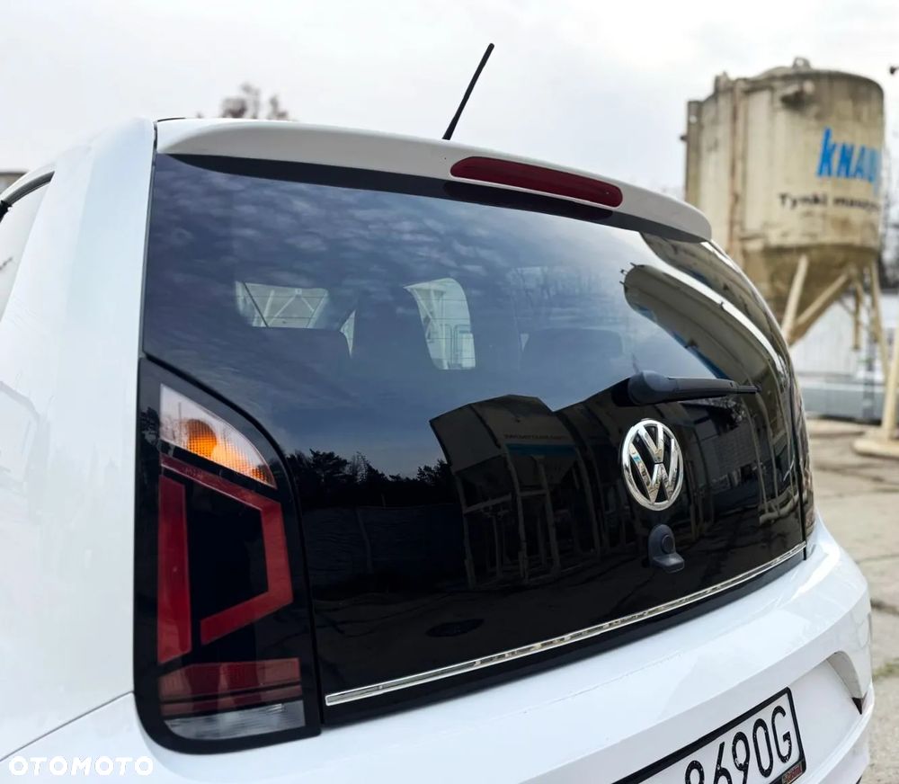 Volkswagen up! - 22