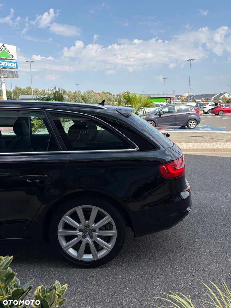Audi A4 Avant 2.0 TDI DPF Attraction - 32