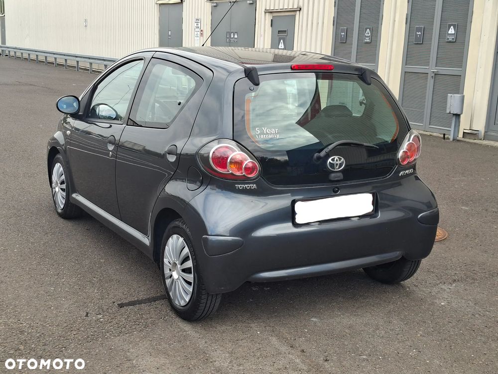 Toyota Aygo - 5