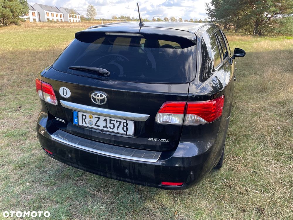 Toyota Avensis - 7