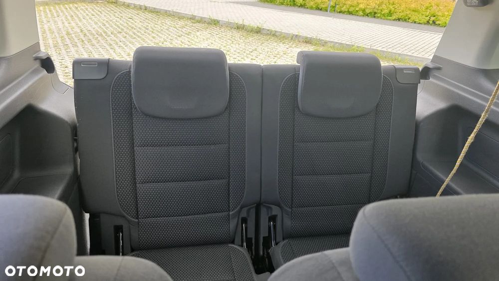 Volkswagen Touran 1.6 TDI DPF BlueMotion Technology Comfortline - 5
