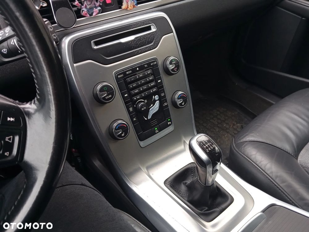 Volvo V70 D4 Kinetic - 12